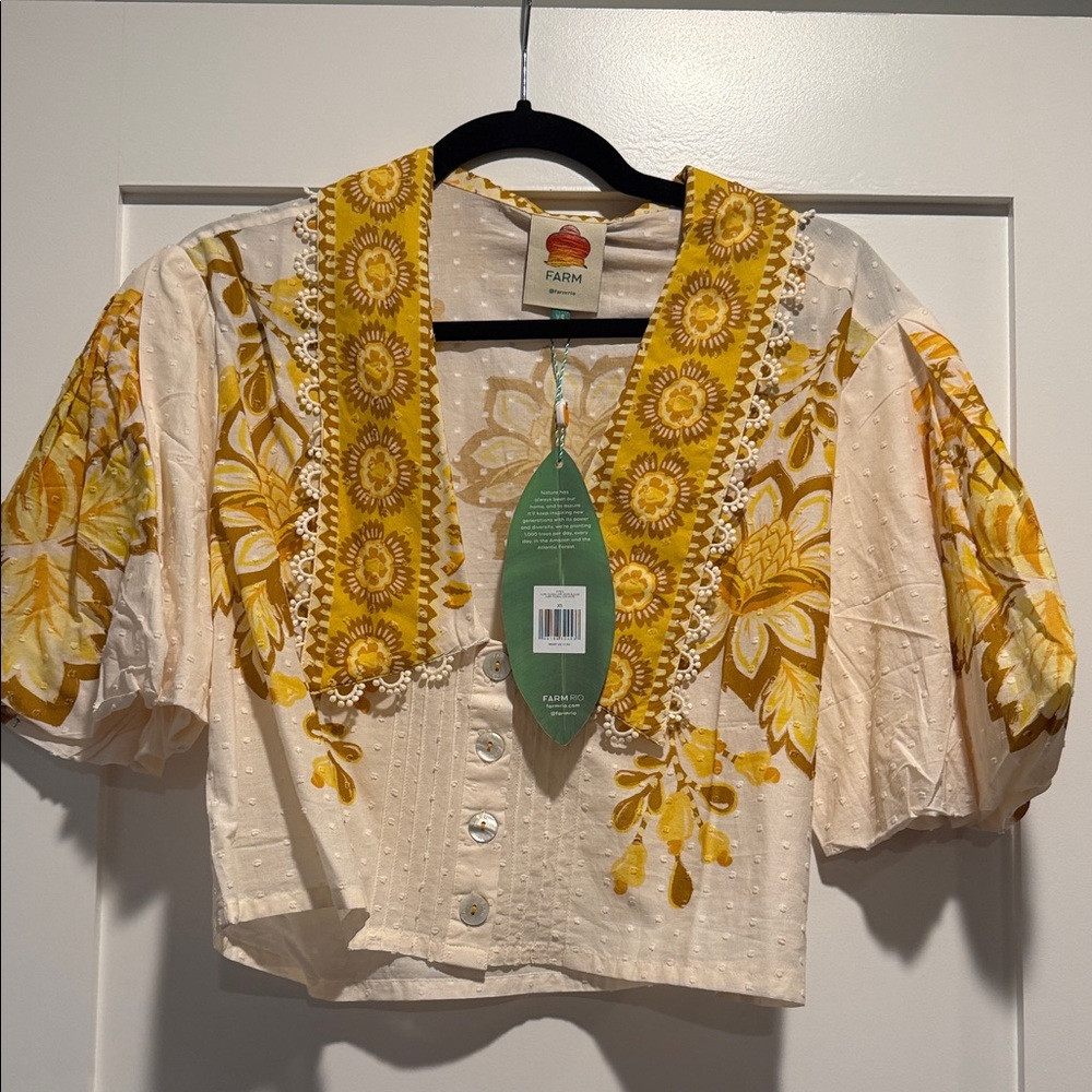 NWT - farm rio collar crop top